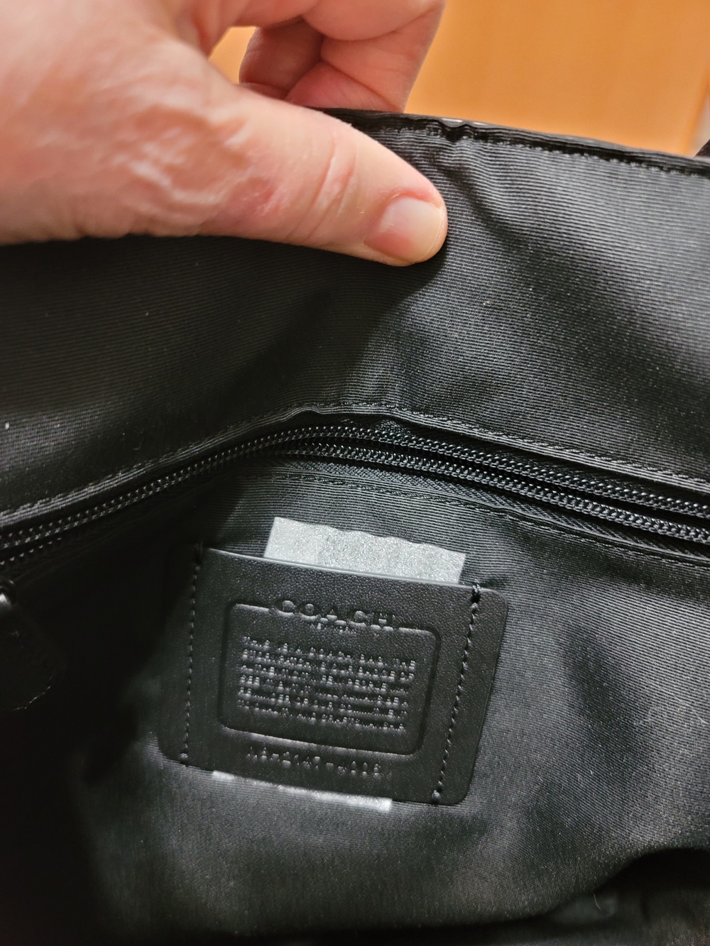 Coach Men's Black Signature Messenger Bag NWOT - Picture 16 of 16